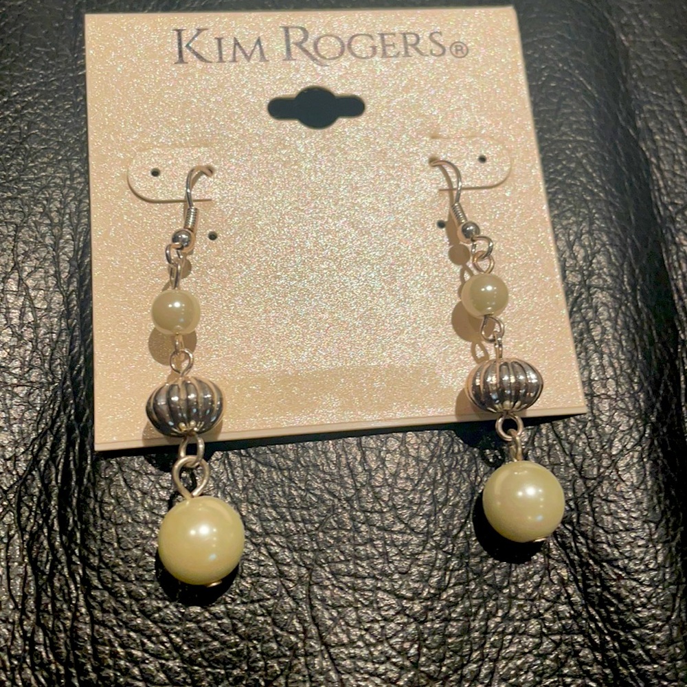 Kim Rogers silver tone and pearl fashion earrings